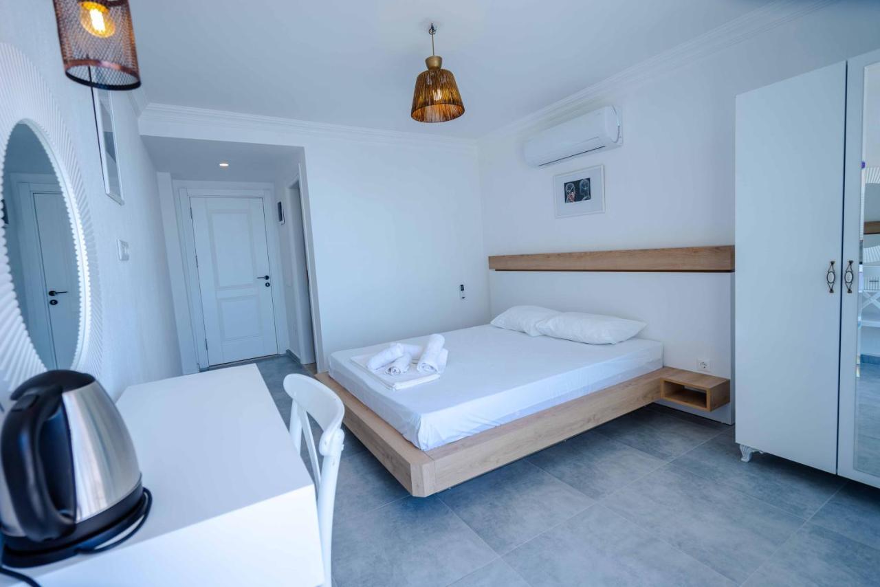 Sole'N Blu Hostel Каш Екстериор снимка